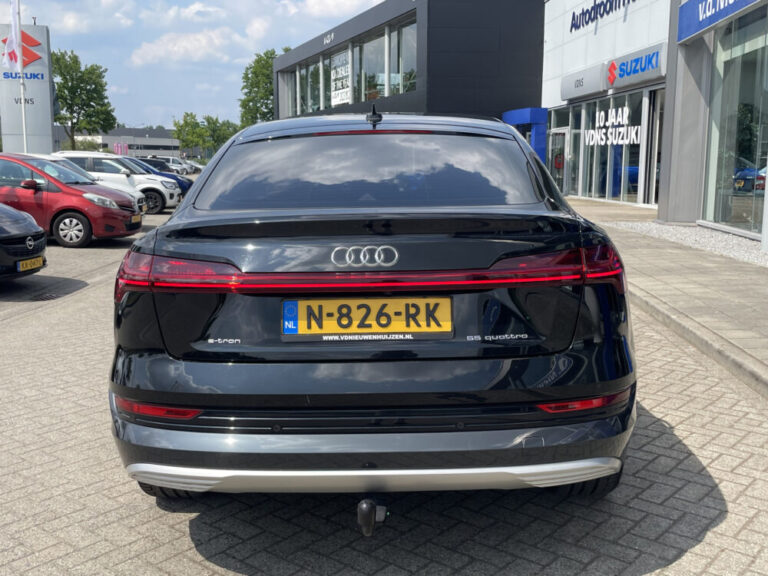 audi-e-tron-sportback-7-1000x750
