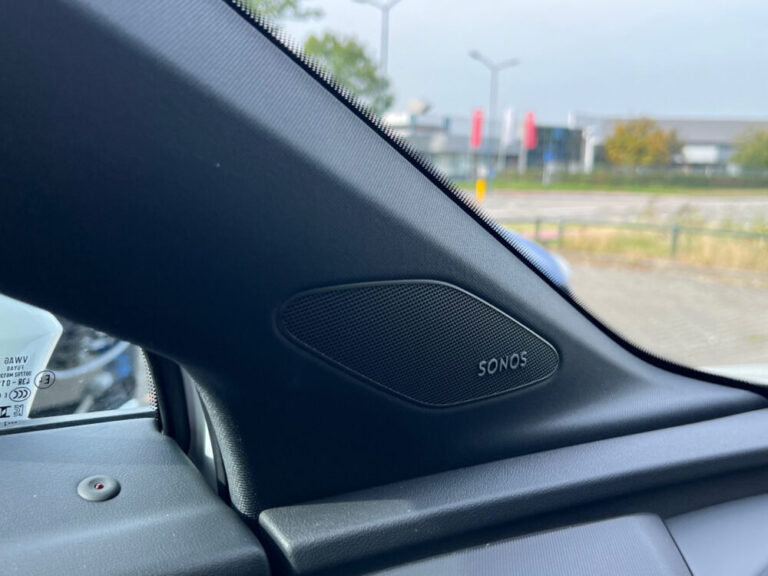 audi-q4-e-tron-65-1000x750