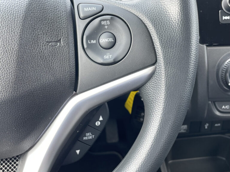 honda-jazz-18-1000x750