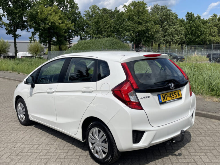 honda-jazz-4-1000x750