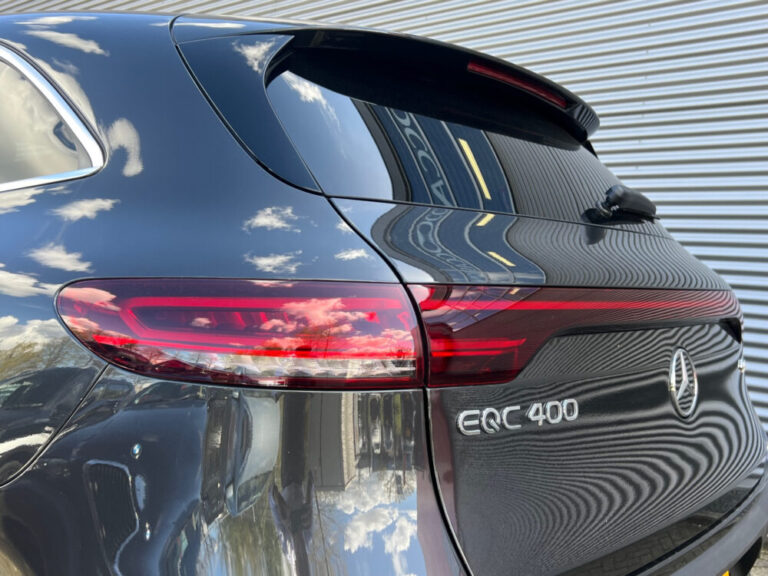 mercedes-benz-eqc-32-1000x750