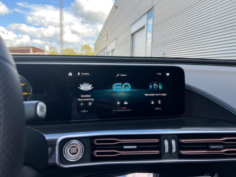 mercedes-benz-eqc-44-1000x750
