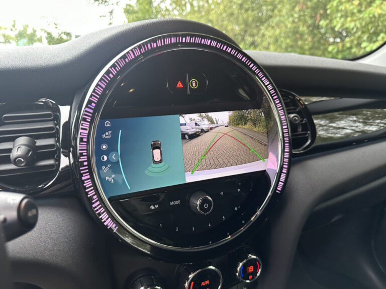 mini-mini-52-1000x750