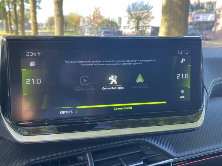 peugeot-208-20-1000x750