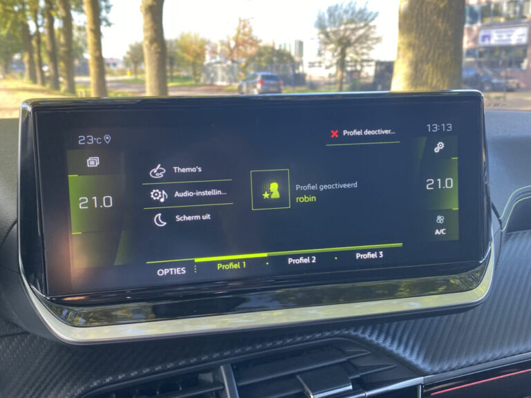 peugeot-208-21-1000x750