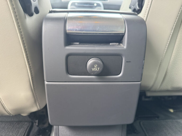 volvo-v70-30-1000x750
